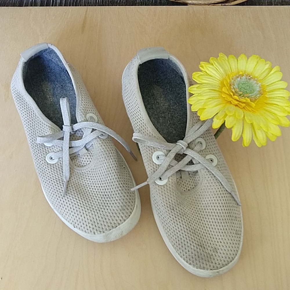 Allbird Light Beige Tree Skippers Women's Size 9